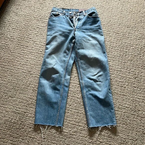 True vintage Levi’s jeans - Picture 3 of 13